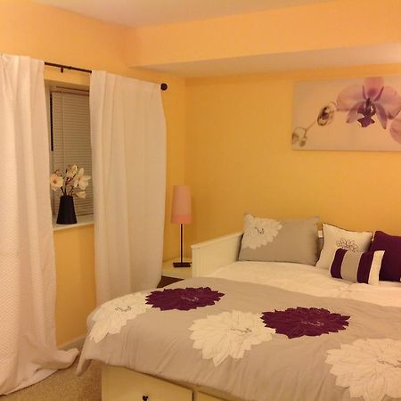 Mojoy Homesuites At Runyon Newark Luaran gambar
