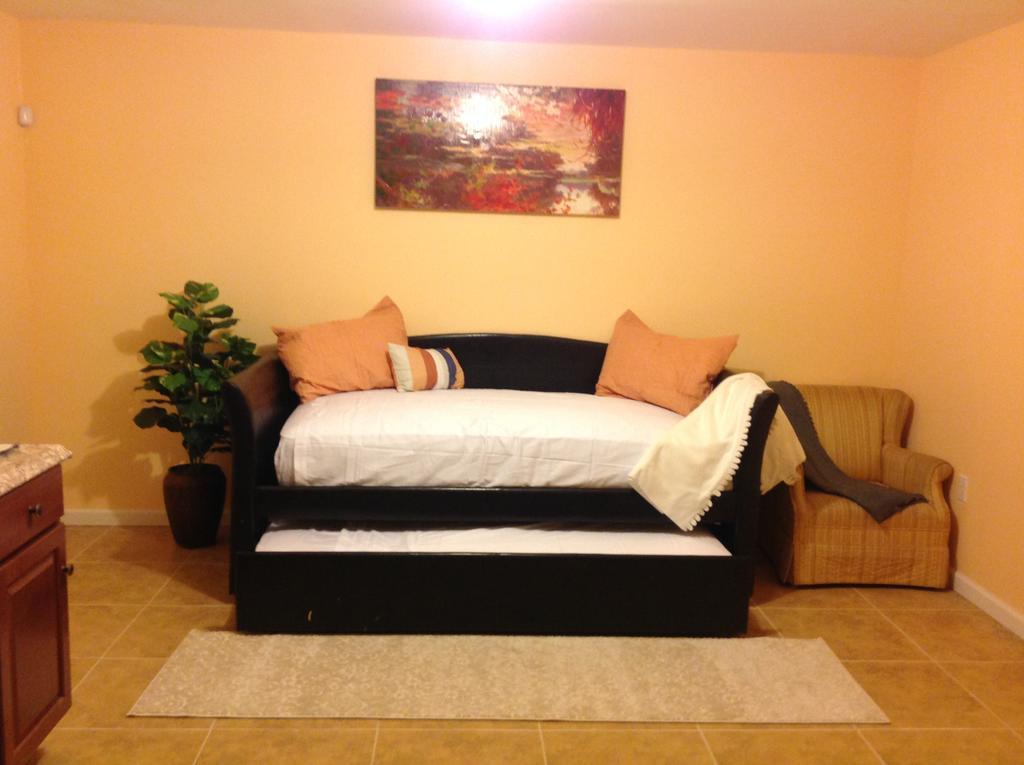 Mojoy Homesuites At Runyon Newark Luaran gambar